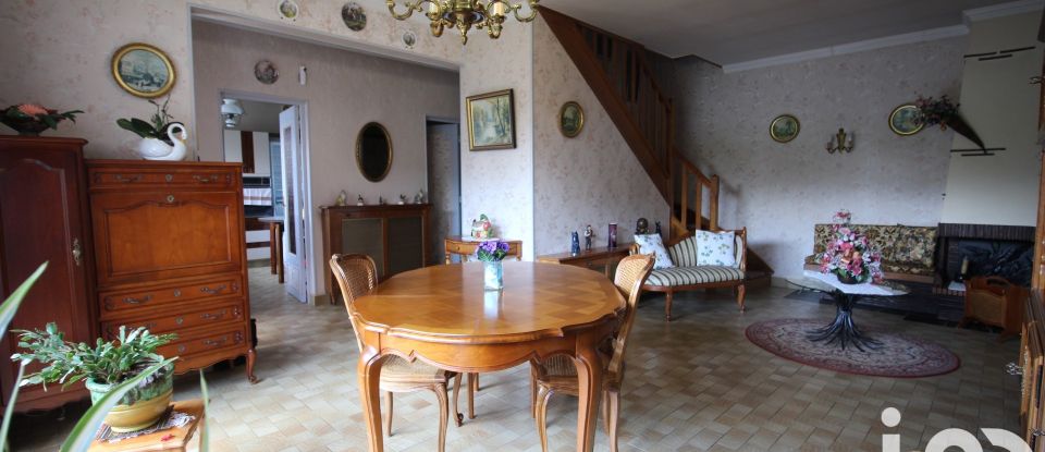 Traditional house 5 rooms of 144 m² in Claye-Souilly (77410)