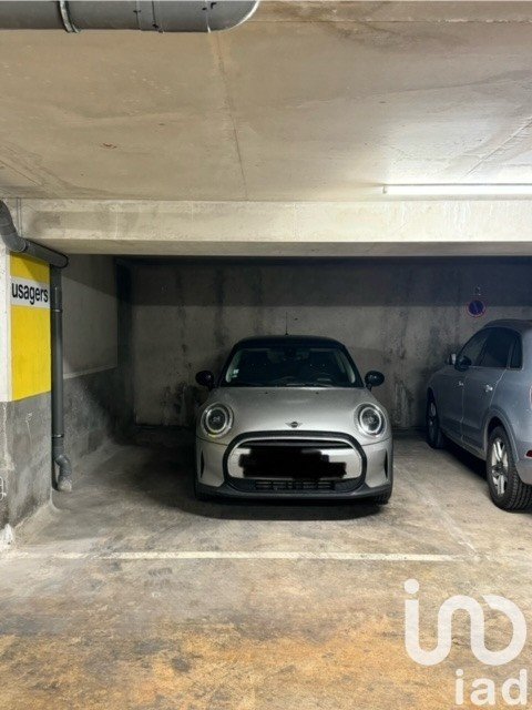 Parking of 16 m² in Antibes (06600)