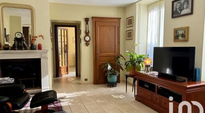 Traditional house 6 rooms of 147 m² in Brie-Comte-Robert (77170)