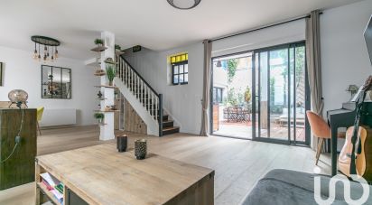 Maison 6 pièces de 150 m² à Paris (75012)