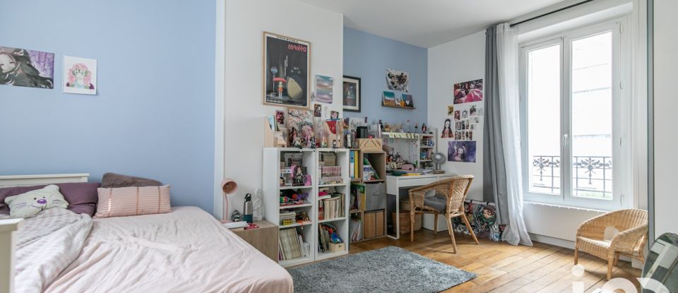 Maison 6 pièces de 150 m² à Paris (75012)