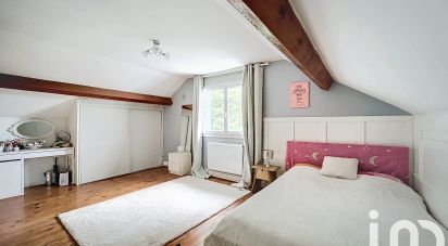 Maison 7 pièces de 178 m² à Saint-Pierre-de-Chandieu (69780)