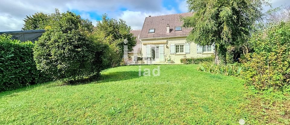 House 6 rooms of 114 m² in La Queue-en-Brie (94510)