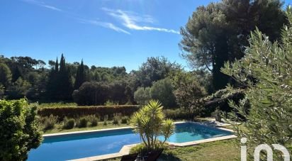 Traditional house 8 rooms of 222 m² in Le Castellet (83330)