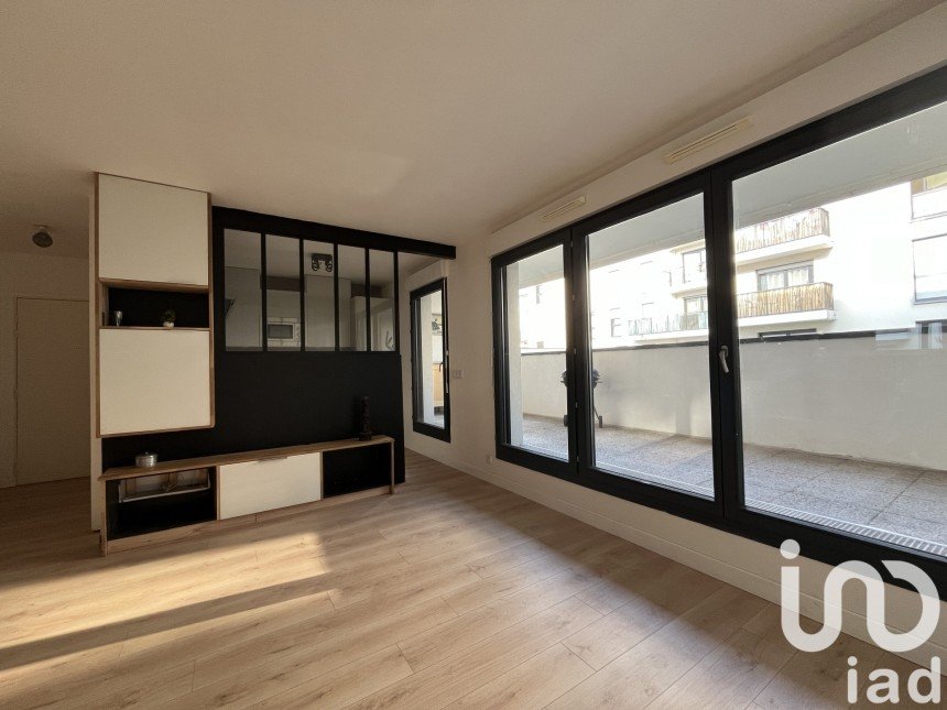 Appartement 3 pièces de 69 m² à Aubervilliers (93300)