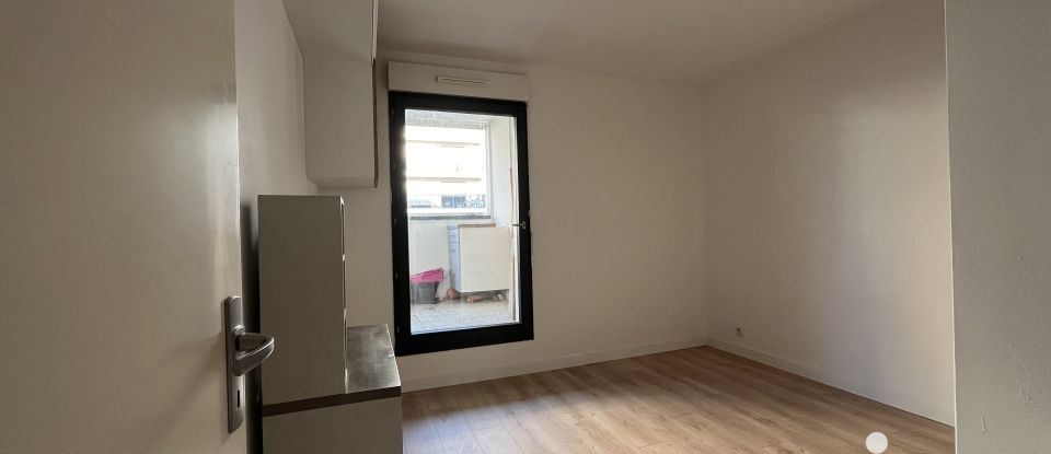 Appartement 3 pièces de 69 m² à Aubervilliers (93300)