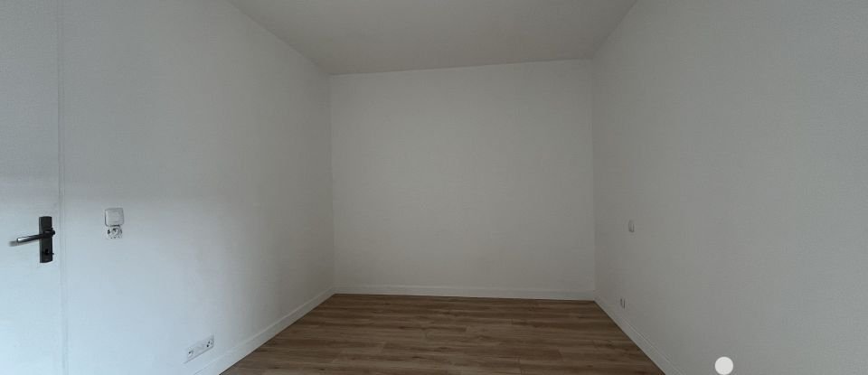 Appartement 3 pièces de 69 m² à Aubervilliers (93300)