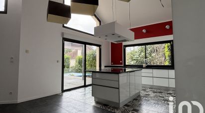 Architect house 8 rooms of 196 m² in Champs-sur-Marne (77420)