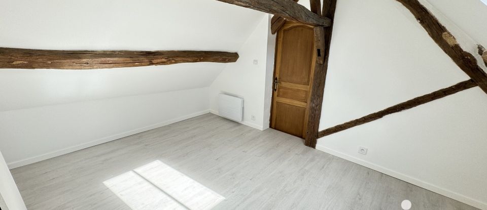 Apartment 5 rooms of 84 m² in Provins (77160)