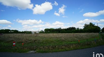 Land of 766 m² in Larra (31330)