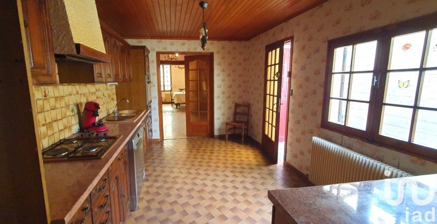 Town house 4 rooms of 79 m² in Ailly-sur-Noye (80250)