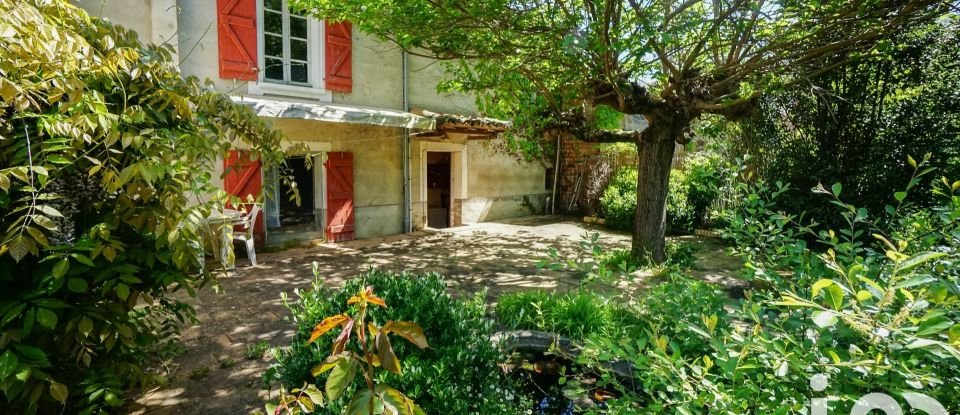 Village house 7 rooms of 195 m² in Lévignac (31530)