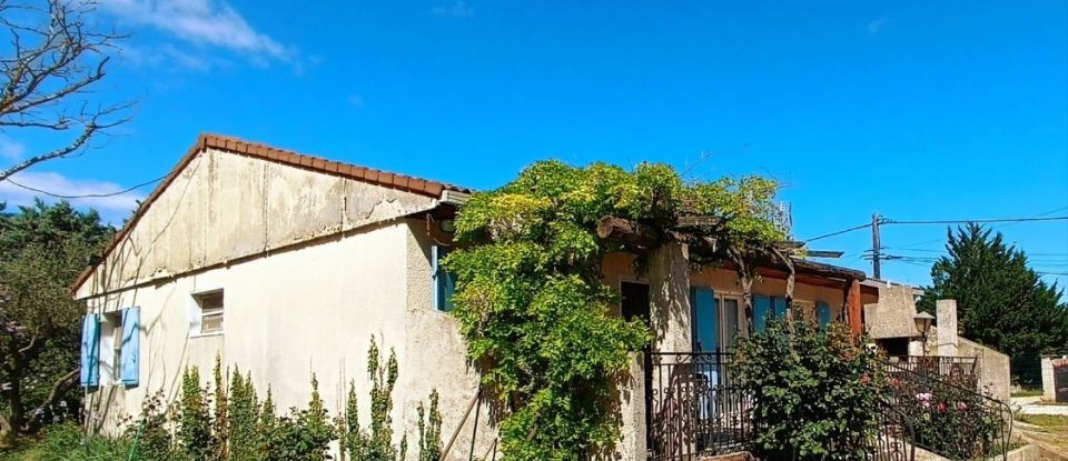 House 4 rooms of 84 m² in Jonquières-Saint-Vincent (30300)