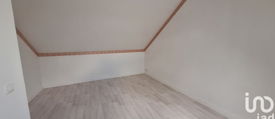 Maison 4 pièces de 190 m² à Luant (36350)