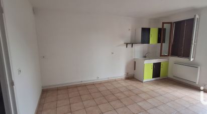 Maison 4 pièces de 190 m² à Luant (36350)