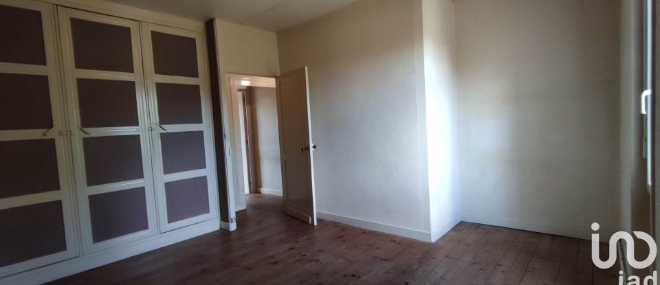 Town house 5 rooms of 109 m² in Port-Sainte-Foy-et-Ponchapt (33220)