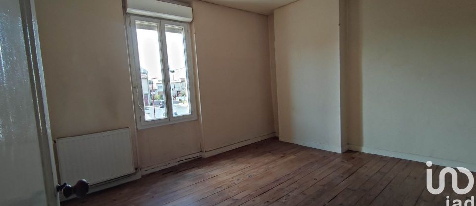 Town house 5 rooms of 109 m² in Port-Sainte-Foy-et-Ponchapt (33220)