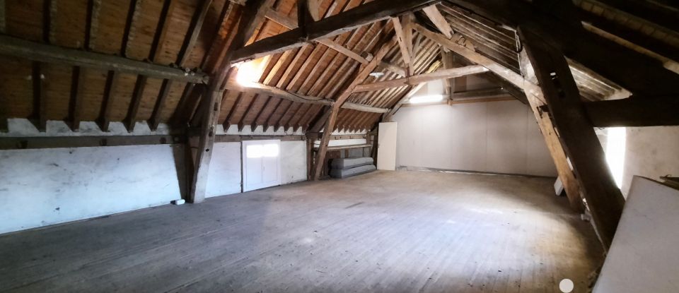 Maison 8 pièces de 326 m² à Grisy-Suisnes (77166)