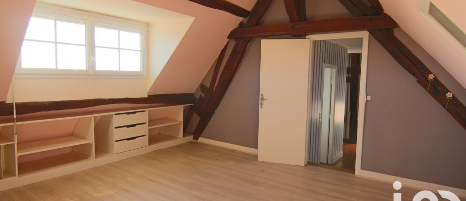 Maison 8 pièces de 326 m² à Grisy-Suisnes (77166)