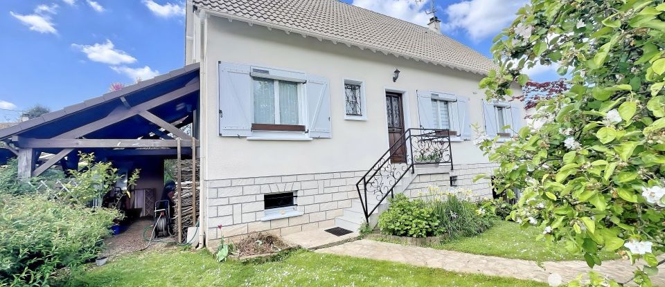 Maison 7 pièces de 160 m² à Morigny-Champigny (91150)