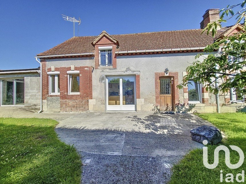 Village house 7 rooms of 139 m² in Montereau (45260)