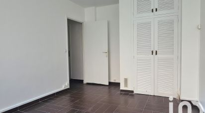 Studio 1 room of 20 m² in Paris (75015)