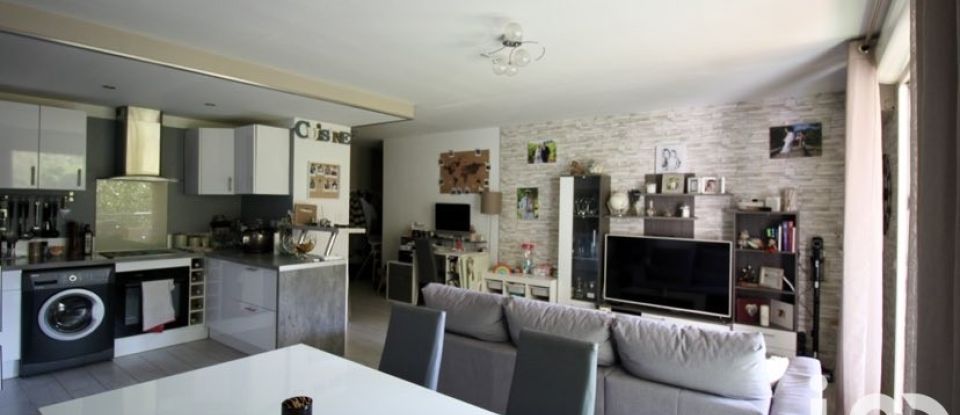 Apartment 3 rooms of 66 m² in Marseille (13011)