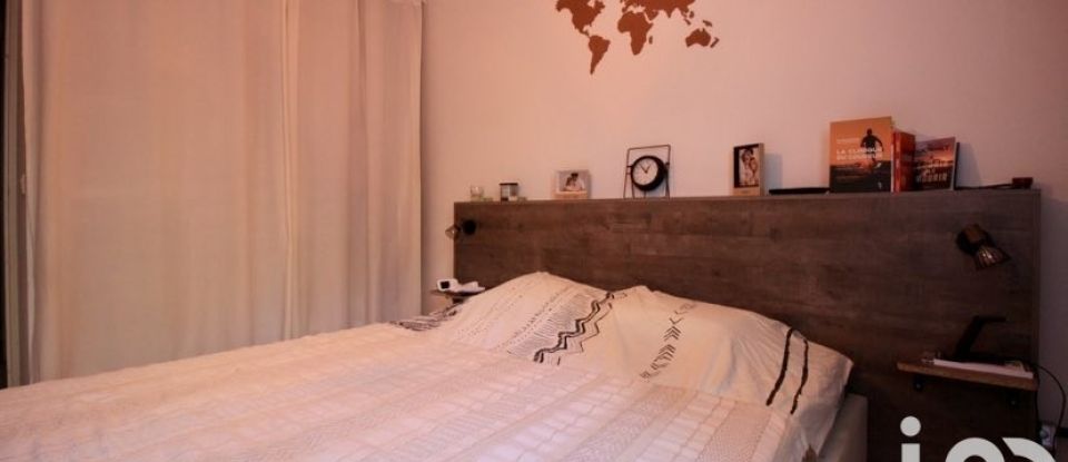 Apartment 3 rooms of 66 m² in Marseille (13011)