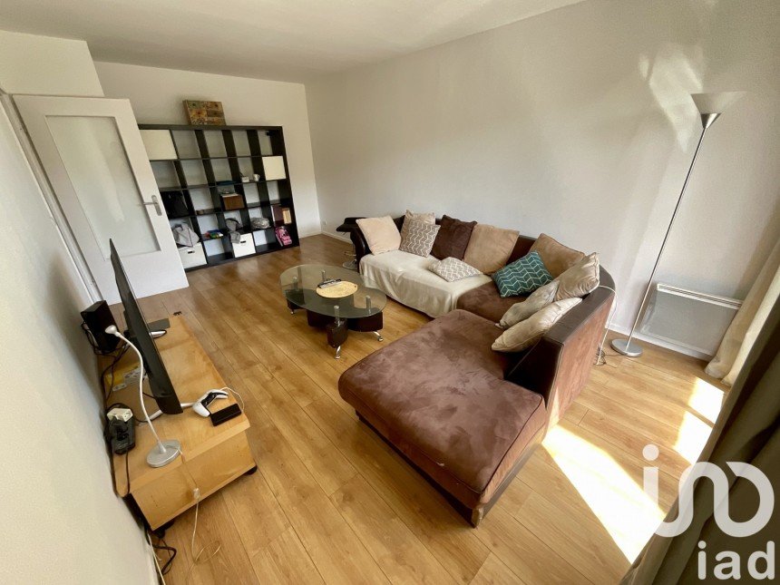 Appartement 2 pièces de 48 m² à Saintry-sur-Seine (91250)