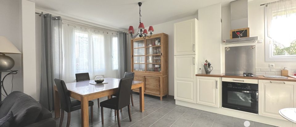 Maison traditionnelle 3 pièces de 71 m² à Ézanville (95460)