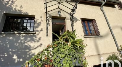 House 4 rooms of 150 m² in Rueil-Malmaison (92500)