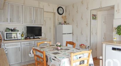 Longere 7 rooms of 170 m² in Neuillé-le-Lierre (37380)