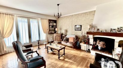 House 9 rooms of 168 m² in Saint-Palais (64120)