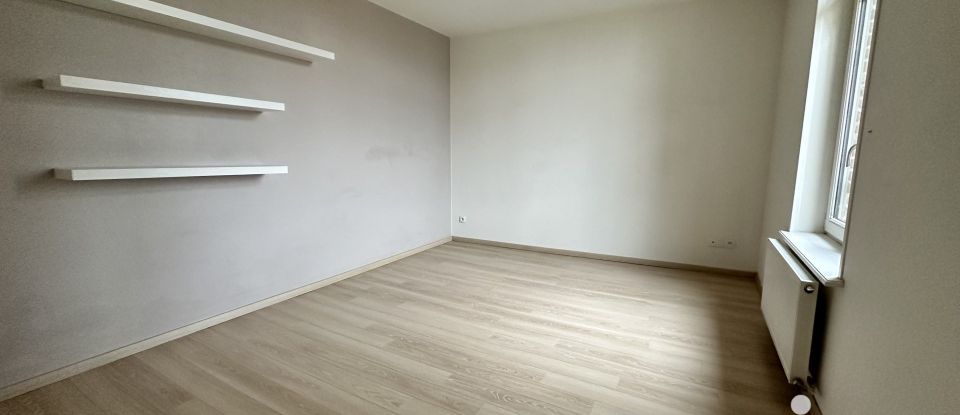 Appartement 4 pièces de 80 m² à Arras (62000)