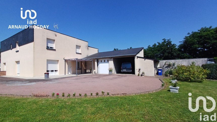 House 7 rooms of 188 m² in Beaucouzé (49070)