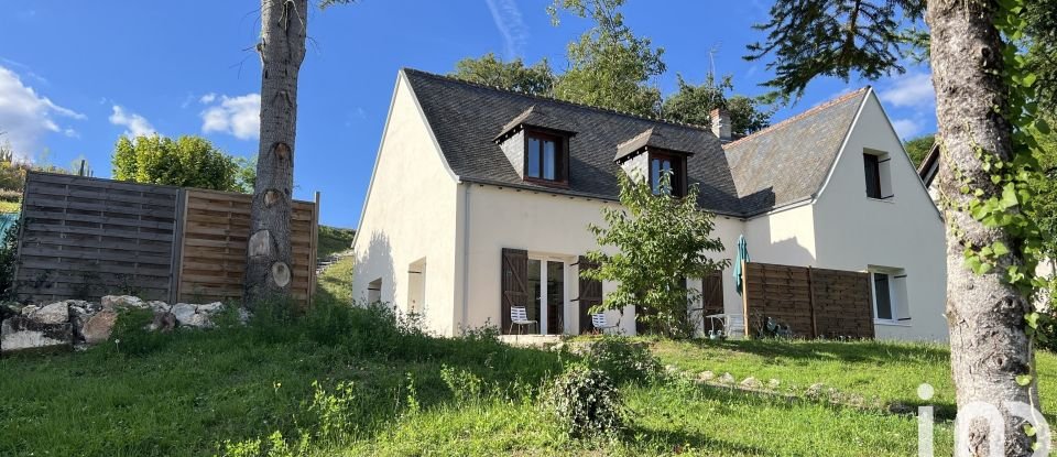 Traditional house 8 rooms of 190 m² in Amboise (37400)