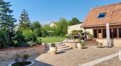 Village house 8 rooms of 220 m² in Béville-le-Comte (28700)