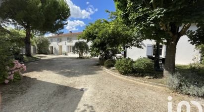 Longere 9 rooms of 270 m² in Mauzé-sur-le-Mignon (79210)