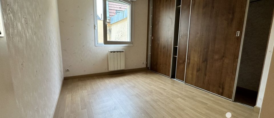 Apartment 3 rooms of 68 m² in Arras (62000)