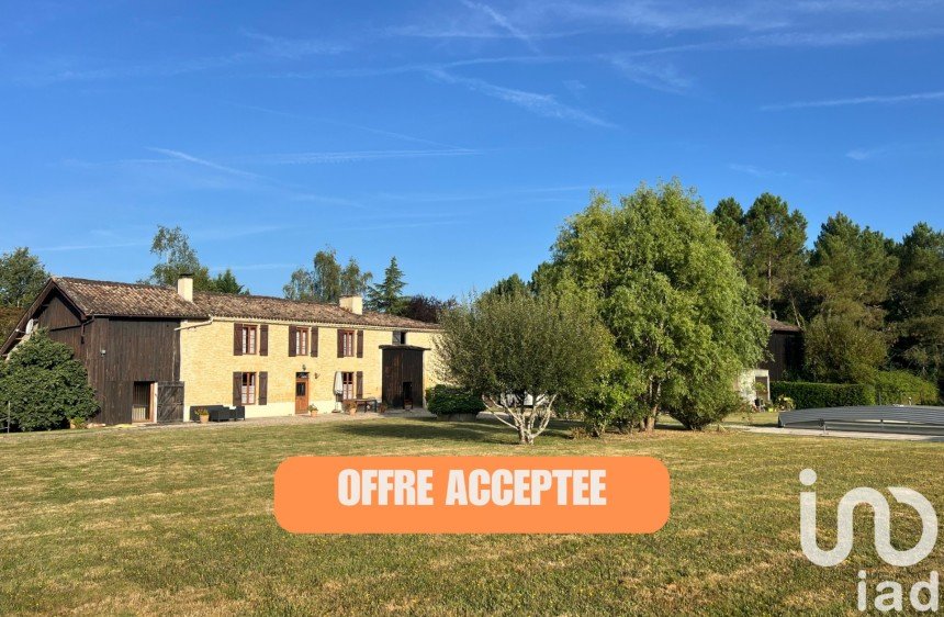 Country house 6 rooms of 240 m² in Sigalens (33690)