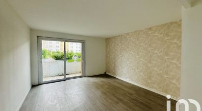 Appartement 5 pièces de 88 m² à Saint-Fargeau-Ponthierry (77310)