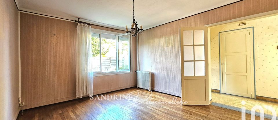 House 5 rooms of 106 m² in Nantes (44300)