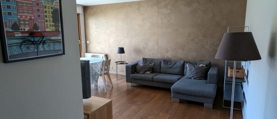 Apartment 3 rooms of 72 m² in Les Lilas (93260)