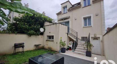 Maison traditionnelle 5 pièces de 98 m² à Villeneuve-le-Roi (94290)