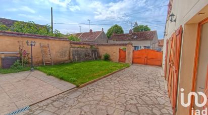 Traditional house 6 rooms of 130 m² in Beaumont-du-Gâtinais (77890)