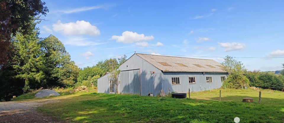 Traditional house 7 rooms of 160 m² in Lanvénégen (56320)