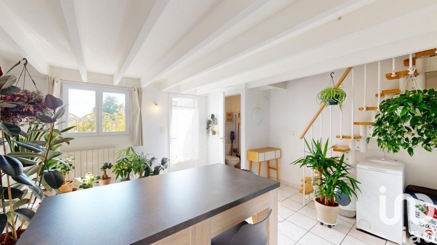 Appartement 3 pièces de 47 m² à Sainte-Soulle (17220)