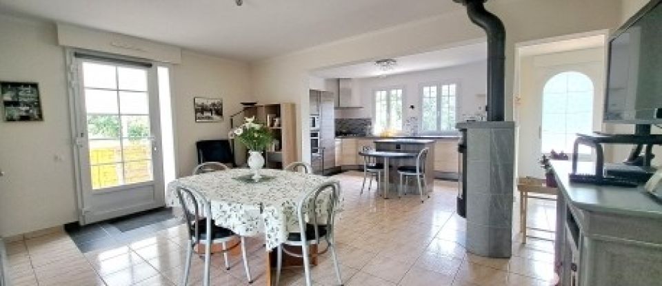 Traditional house 6 rooms of 127 m² in Plédran (22960)