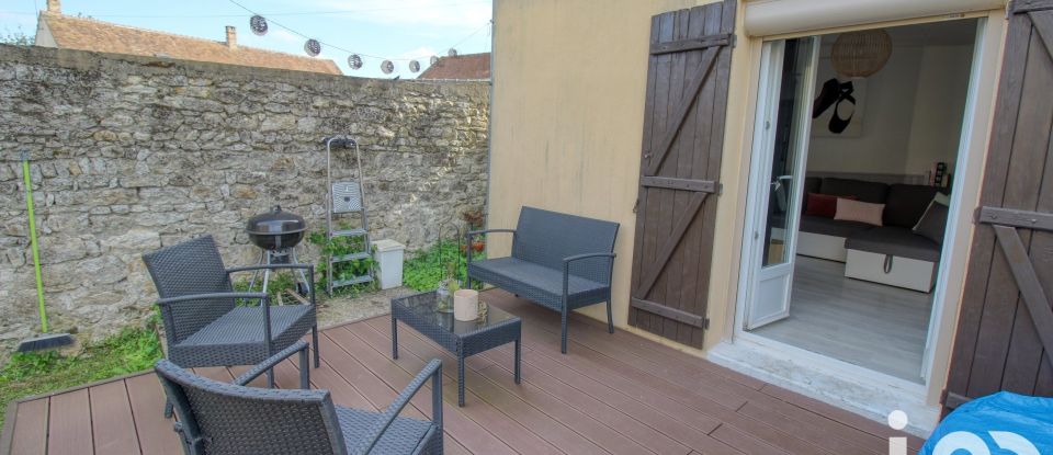 Maison de campagne 4 pièces de 84 m² à Ichy (77890)