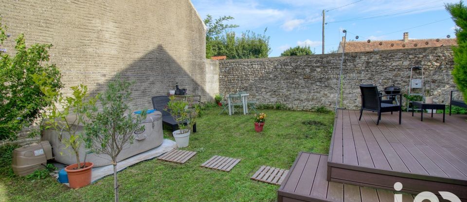 Maison de campagne 4 pièces de 84 m² à Ichy (77890)